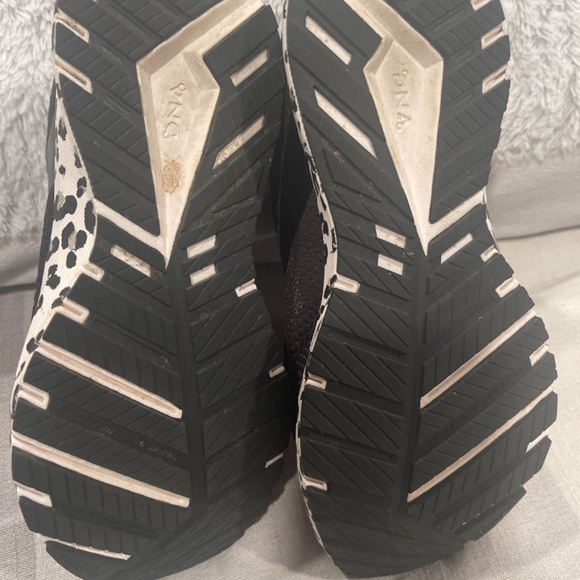 Brooks revel size 7.5 - Picture 2 of 4